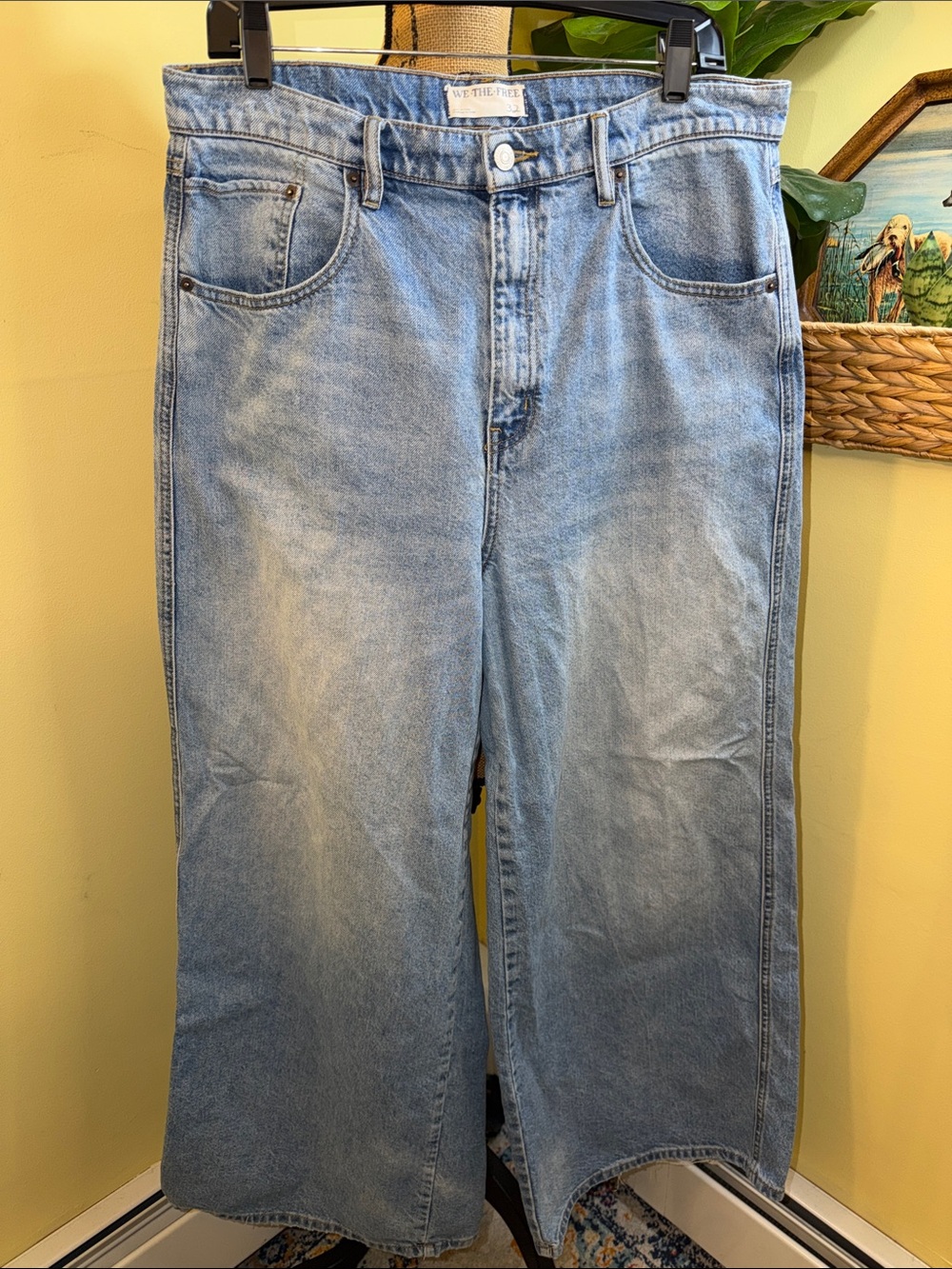 We The Free Light Blue CRVY GIA HIGH RISE WIDE LEG Size 32 Jeans